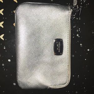 Micheal Kors Wristlet